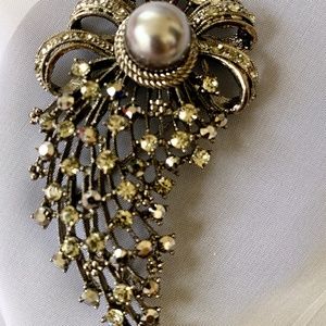 Gunmetal Grey Brooch